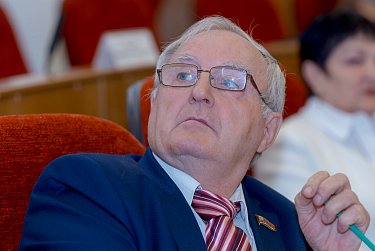 В повестке апрельского заседания 